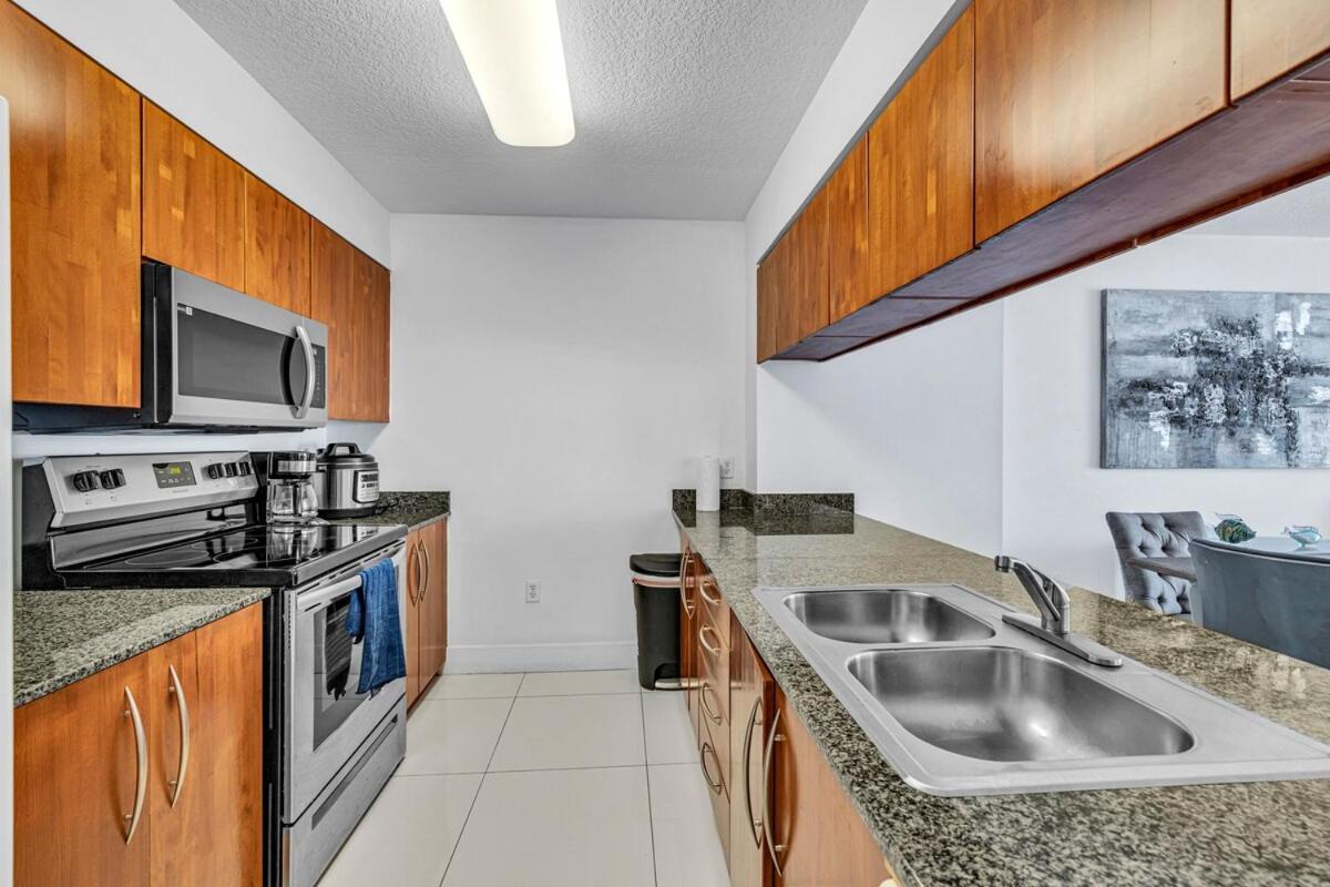 Apartment Spacious 1 Bed 1 Bth Brickell Ocean View Miami