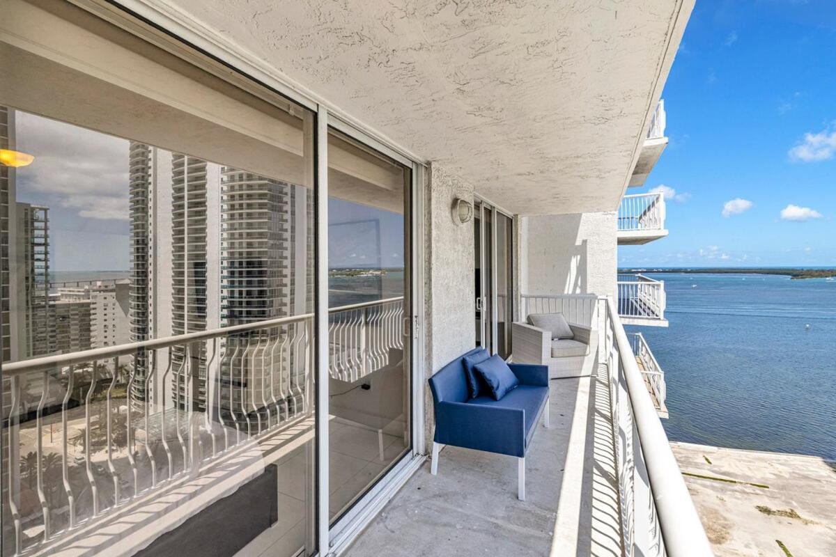 Spacious 1 Bed 1 Bth Brickell Ocean View Apartment Miami